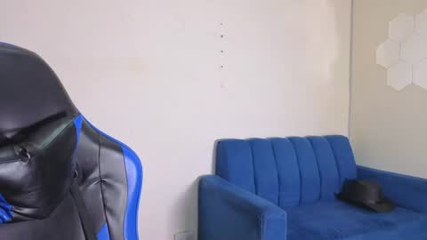 Snapshot of gael_david chatting on 06-10-26, 03:11 Gael online show from 06-10-26, 03:11