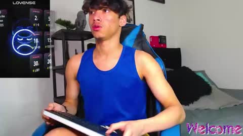 gael_jones online show from 12-01-25, 02:05