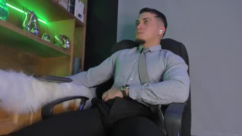 gael_williams3 online show from 09-10-25, 07:14