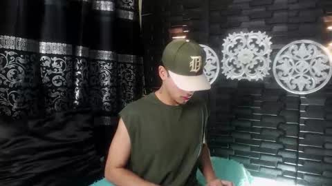 Snapshot of gael_zambrano chatting on 02-10-26, 05:50 Gael sexy online show from 02-10-26, 05:50