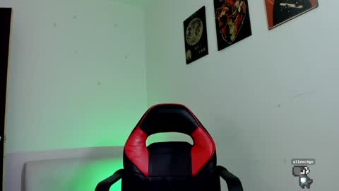 Gael Conner online show from 01-23-25, 03:37