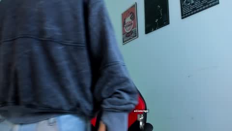 Gael Conner online show from 02-04-25, 03:44