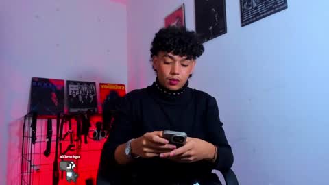 Gael Conner online show from 02-09-25, 03:22