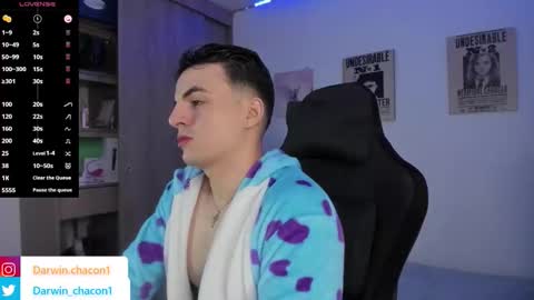 GaelVilla online show from 10-31-25, 01:34