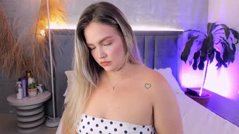 Gaia Baker  online show from 03-24-26, 03:06