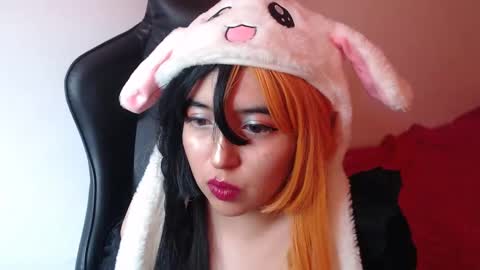 Kate 3 online show from 11-21-25, 08:18