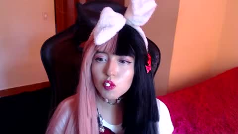 Snapshot of gakomenoshida chatting on 06-11-26, 08:40 Kate 3 online show from 06-11-26, 08:40