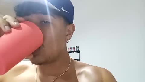 Snapshot of galvis_bbc chatting on 10-20-25, 04:02 galvis_bbc online show from 10-20-25, 04:02