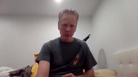 gamerboy200 online show from 04-01-26, 02:23