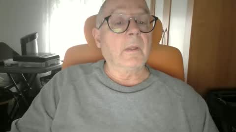 gamin68 online show from 04-10-26, 06:23