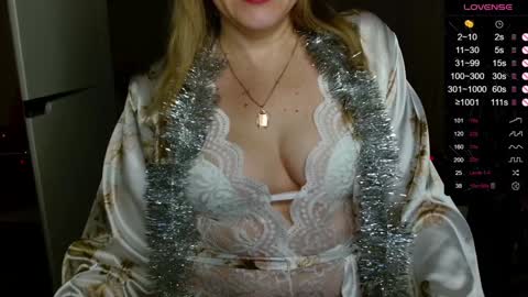 Snapshot of ganet469 chatting on 01-02-25, 11:06 Janette online show from 01-02-25, 11:06