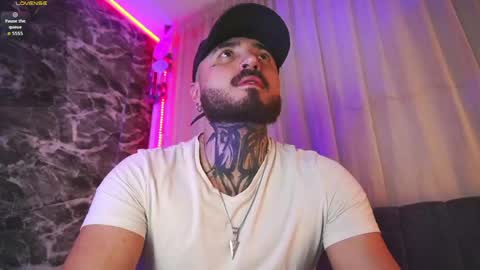 Chris  Dont forget to gift me thumb up Its very important to me and makes me happy AF  online show from 04-15-26, 06:20