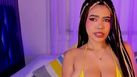 garnet  online show from 09-22-25, 05:20