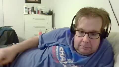 Gary online show from 10-25-25, 06:10