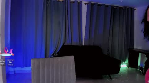 Snapshot of gatitavenecis1 chatting on 05-26-26, 10:55 Vnecis Marn online show from 05-26-26, 10:55