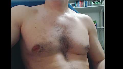 Snapshot of gatosarado23 chatting on 07-10-26, 07:45 gatosarado23 online show from 07-10-26, 07:45