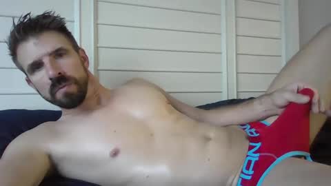 Snapshot of gavintaylor chatting on 10-05-25, 09:02 gavintaylor online show from 10-05-25, 09:02