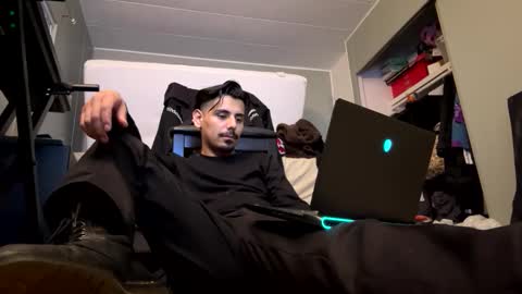 Snapshot of gayboyla626 chatting on 10-26-25, 02:01 gayboyla626 online show from 10-26-25, 02:01