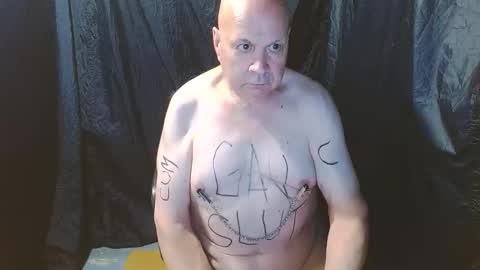 Snapshot of gaym4m2 chatting on 06-11-26, 02:33 gaym4m2 online show from 06-11-26, 02:33