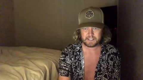 Snapshot of gcsurfer81 chatting on 09-24-25, 08:28 gcsurfer81 online show from 09-24-25, 08:28