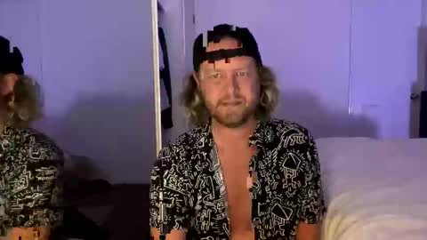 Snapshot of gcsurfer81 chatting on 10-10-25, 09:30 gcsurfer81 online show from 10-10-25, 09:30