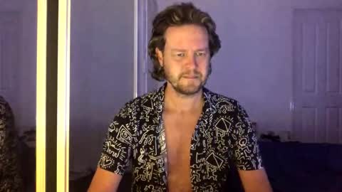 gcsurfer81 online show from 04-06-26, 09:43