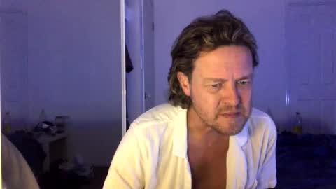 gcsurfer81 online show from 04-20-26, 07:33