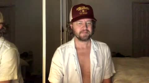 Snapshot of gcsurfer81 chatting on 06-19-26, 09:02 gcsurfer81 online show from 06-19-26, 09:02