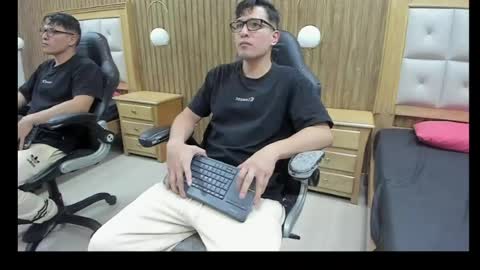 Gean Mclovin online show from 04-30-26, 07:09