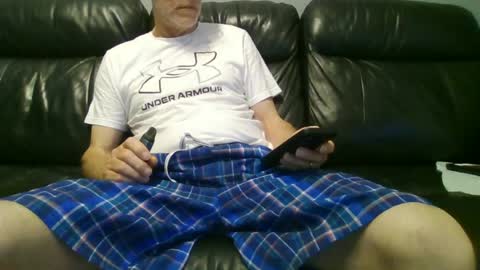 Snapshot of geeezer64 chatting on 06-15-26, 12:02 geeezer64 online show from 06-15-26, 12:02