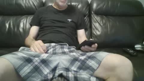 Snapshot of geeezer64 chatting on 06-30-26, 10:22 geeezer64 online show from 06-30-26, 10:22