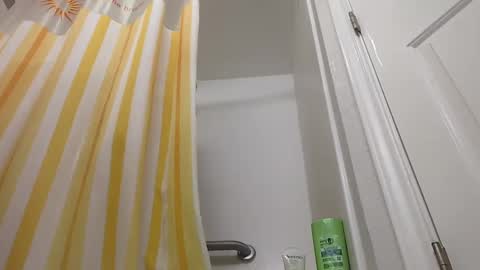 Snapshot of geeznutsizonyrchyn chatting on 02-08-25, 11:01 Geeznutsizonyrchyn online show from 02-08-25, 11:01