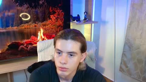 Snapshot of gemdominus chatting on 09-29-25, 09:30 Gem Dominus online show from 09-29-25, 09:30