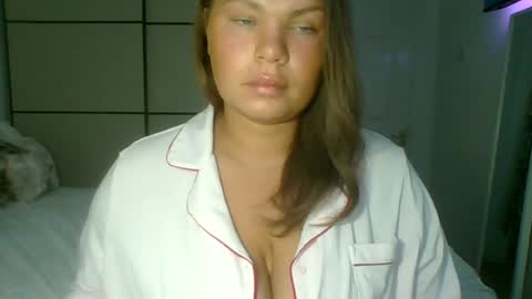 Snapshot of gemmarmalade chatting on 07-09-26, 06:39 GEMMARMALADE online show from 07-09-26, 06:39