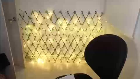 Snapshot of genet_ chatting on 09-23-25, 12:35 genet_ online show from 09-23-25, 12:35