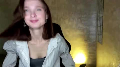 Riana online show from 05-23-26, 03:45