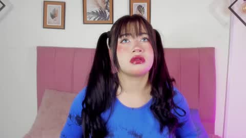 Snapshot of gennesis_love chatting on 09-10-25, 04:23 Sofia online show from 09-10-25, 04:23