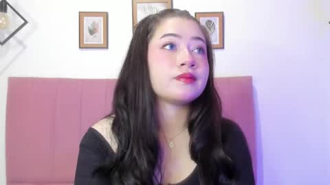 Snapshot of gennesis_love chatting on 11-02-25, 09:39 Sofia online show from 11-02-25, 09:39