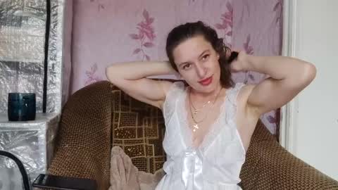 Snapshot of gentlemuse1 chatting on 05-18-26, 05:02 Tasha online show from 05-18-26, 05:02