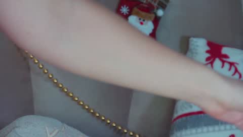 Snapshot of gentlerossi chatting on 12-24-24, 09:44 GentleRossi online show from 12-24-24, 09:44