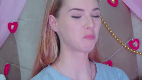 Snapshot of gentlerossi chatting on 02-21-25, 06:37 GentleRossi online show from 02-21-25, 06:37