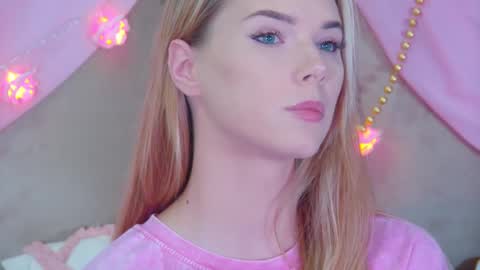 Snapshot of gentlerossi chatting on 03-11-25, 03:34 GentleRossi online show from 03-11-25, 03:34