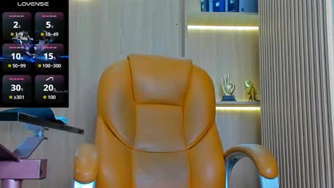 Snapshot of george_diesell_ chatting on 10-29-25, 09:38 George online show from 10-29-25, 09:38