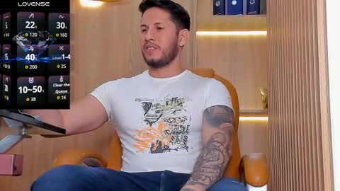 Snapshot of george_diesell_ chatting on 11-15-25, 09:11 George online show from 11-15-25, 09:11