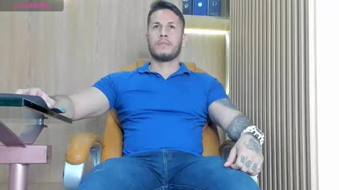 Snapshot of george_diesell_ chatting on 11-30-25, 07:51 George online show from 11-30-25, 07:51