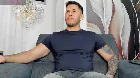 Snapshot of george_diesell_ chatting on 01-08-26, 03:42 George online show from 01-08-26, 03:42