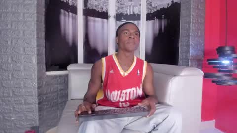 Snapshot of george_lancee chatting on 10-07-25, 03:04 G E O R G E online show from 10-07-25, 03:04