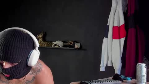 independent model online show from 03-20-26, 08:03