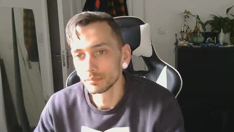 georgek0011 online show from 02-09-26, 10:41