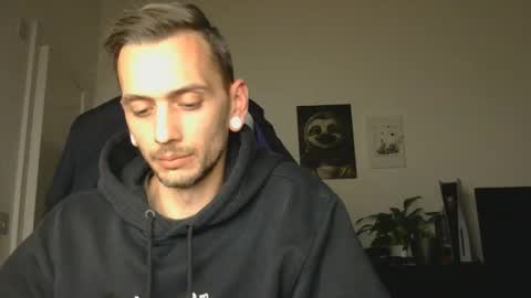 georgek0011 online show from 06-05-26, 02:07